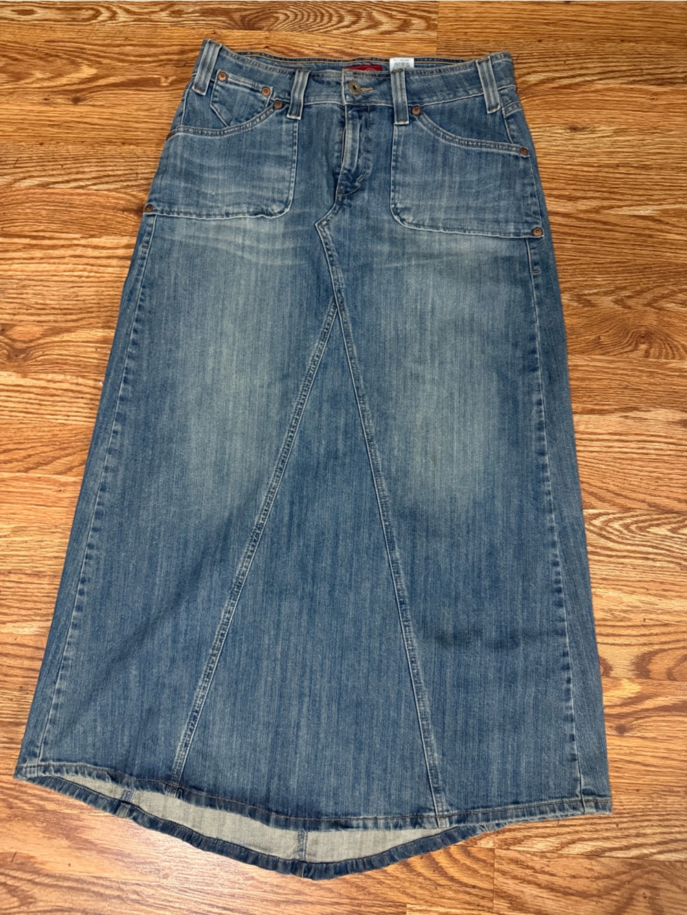 Levi's vintage blue denim flared A-line maxi skirt size 12